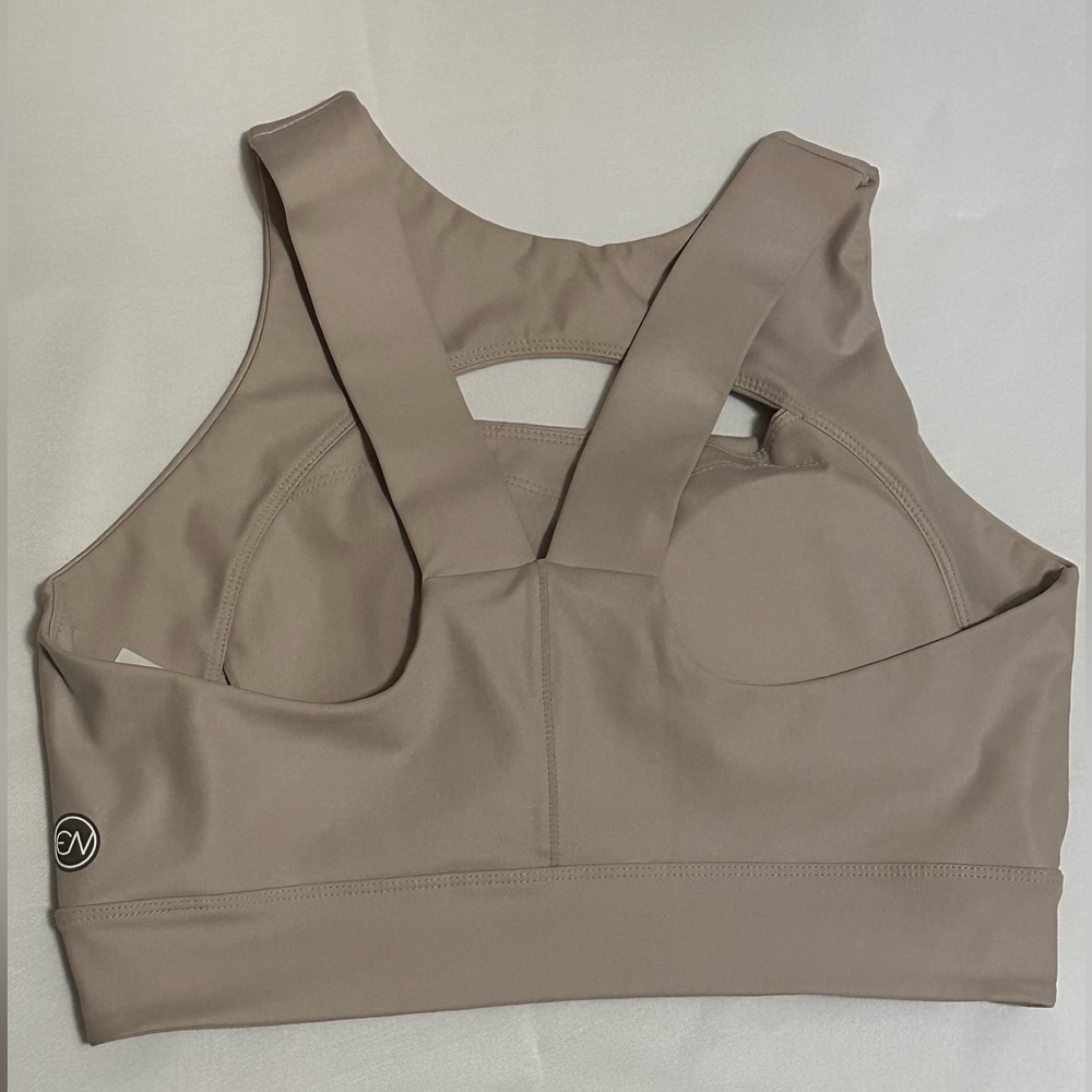 Enavant Elegant Women's Beige Sports Bra